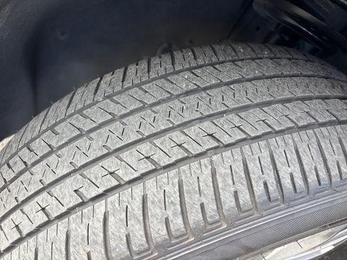 Used 2017 GMC Acadia SLT image 28