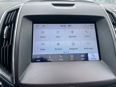Used 2020 Ford Edge Titanium AWD/4WD image 18