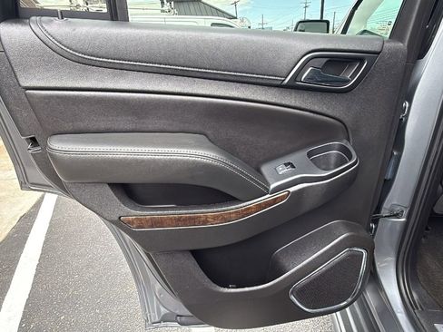 Used 2018 Chevrolet Tahoe LT AWD/4WD image 11