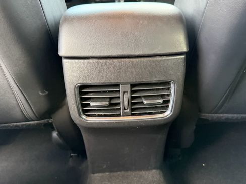 Used 2019 MAZDA CX-5 Touring image 18