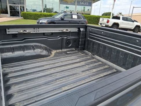 Used 2022 Nissan Frontier Pro-X RWD image 4