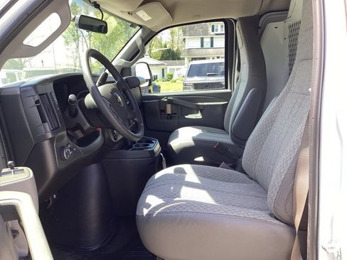 New 2026 Chevrolet Express 2500 w/ Driver Convenience Package RWD image 20
