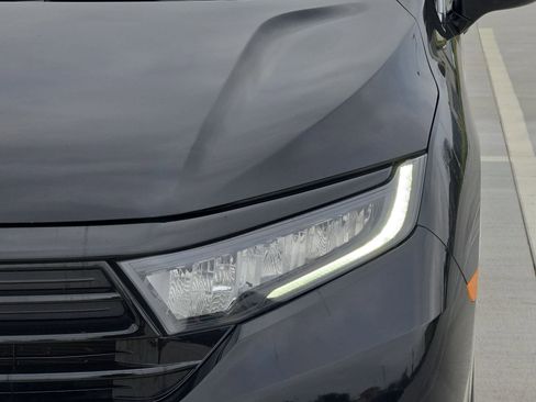 Used 2024 Honda Odyssey Sport image 10