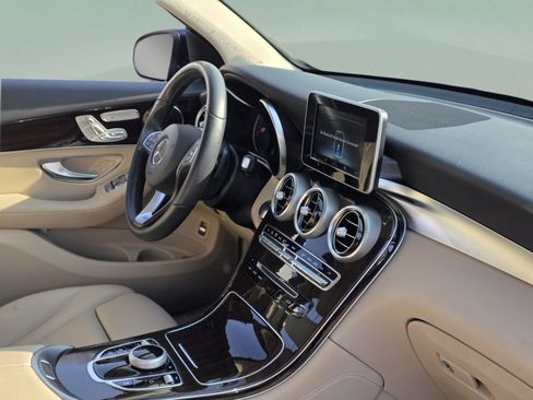 Used 2019 Mercedes-Benz GLC 300 image 29