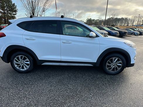 Used 2017 Hyundai Tucson Eco image 7