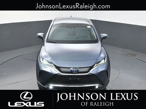 Used 2024 Toyota Venza Limited AWD/4WD image 23