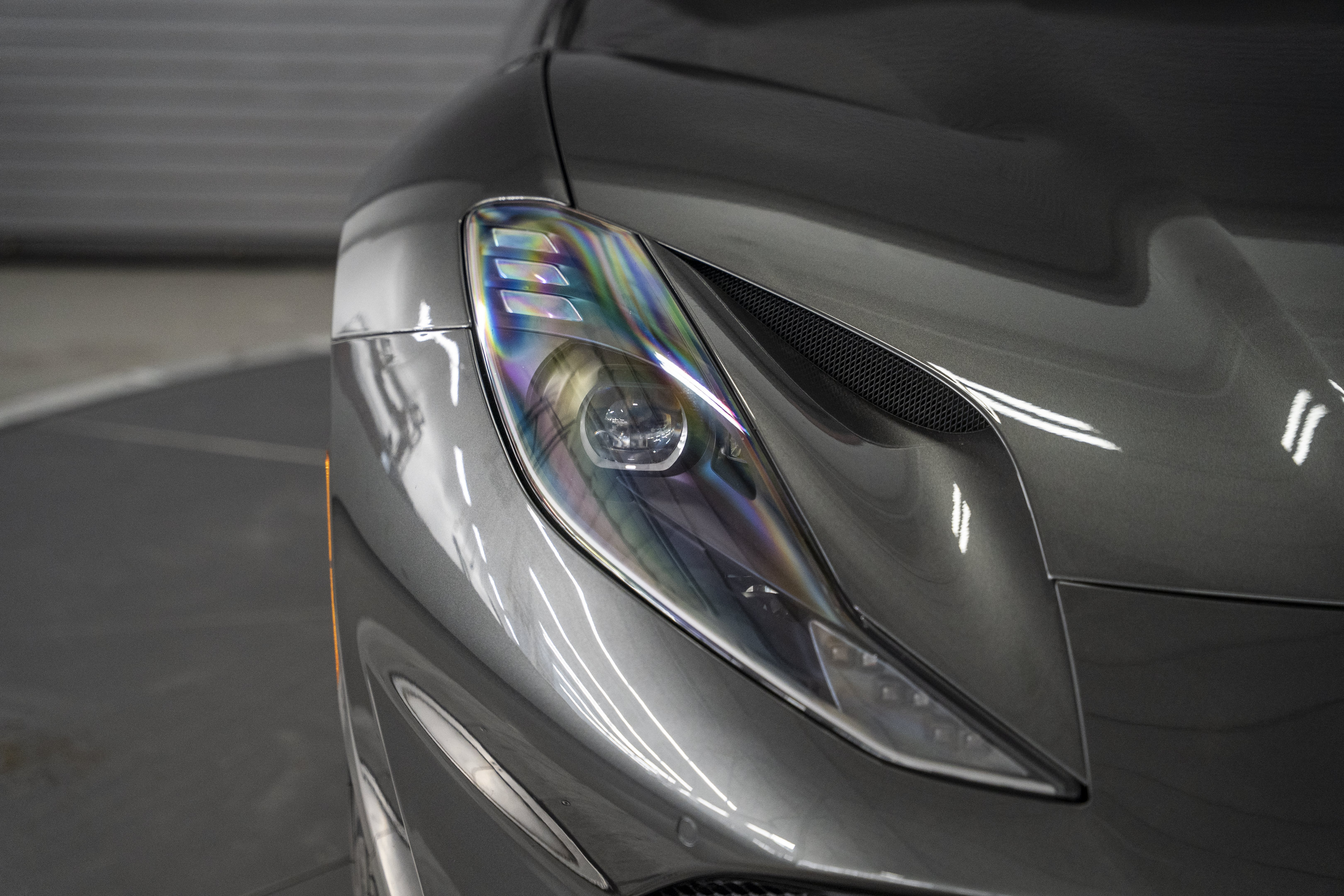Used 2019 Ferrari 812 Superfast RWD image 9
