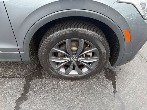 Used 2022 Volkswagen Tiguan SE image 15