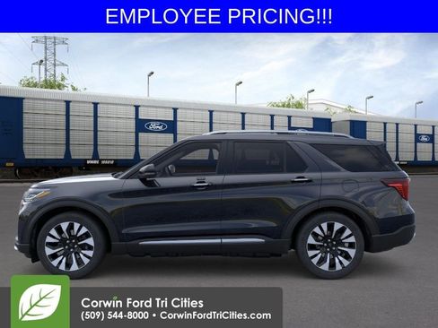New 2026 Ford Explorer Platinum AWD/4WD image 4