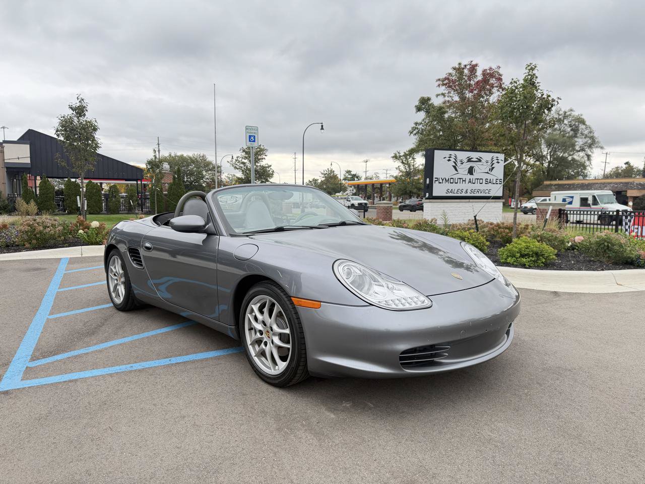 Used 2003 Porsche Boxster RWD image 10