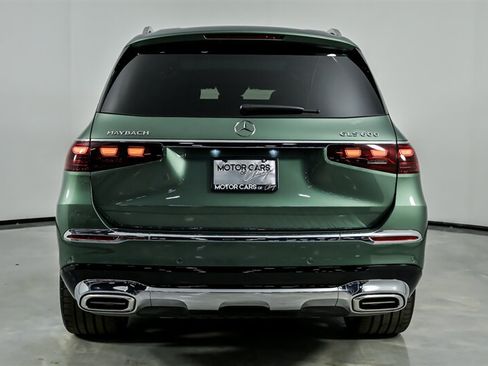 Used 2025 Mercedes-Benz Maybach GLS 600 4MATIC image 11