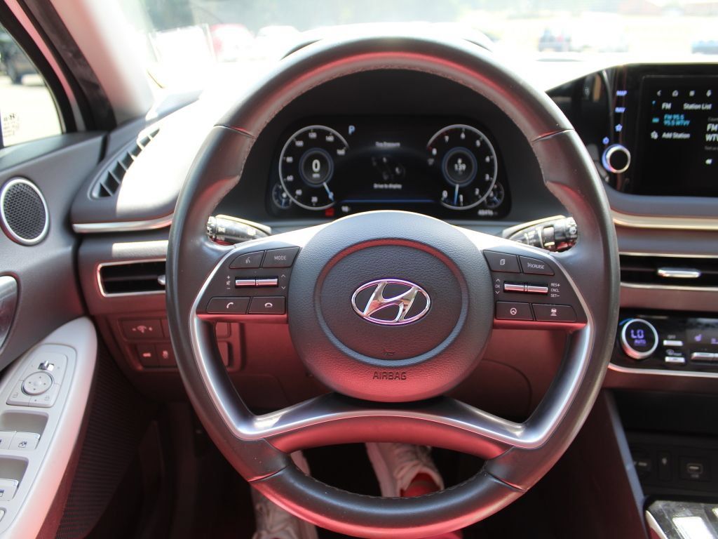Used 2023 Hyundai Sonata SEL w/ Convenience Package FWD image 16