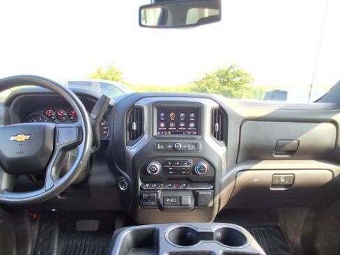 Used 2024 Chevrolet Silverado 2500 W/T w/ WT Convenience Package AWD/4WD image 16