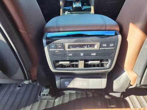 Used 2026 Acura MDX w/Technology Package image 17