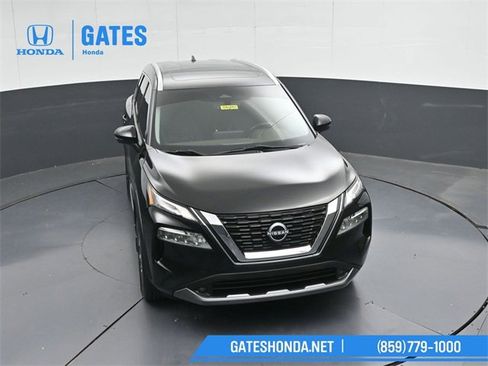 Used 2022 Nissan Rogue SL w/ SL Premium Package image 46