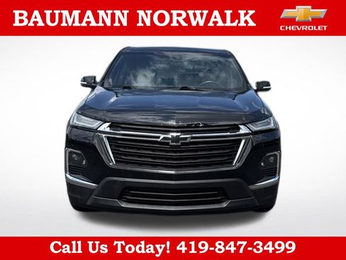 Used 2023 Chevrolet Traverse LS w/ Safety Package FWD image 2