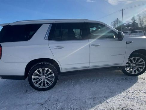 Certified 2022 GMC Yukon Denali w/ Denali Premium Package image 9