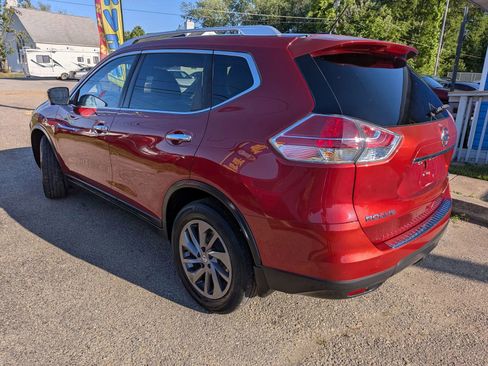 Used 2016 Nissan Rogue SL AWD/4WD image 3
