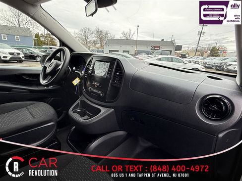 Used 2022 Mercedes-Benz Metris image 26