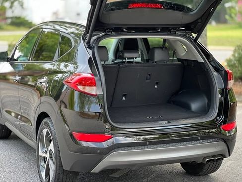 Used 2016 Hyundai Tucson Limited w/ Option Group 03 AWD/4WD image 39