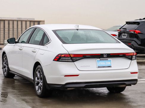 Used 2023 Honda Accord EX image 6