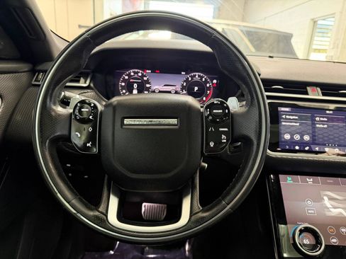 Used 2020 Land Rover Range Rover Velar R-Dynamic S AWD/4WD image 30