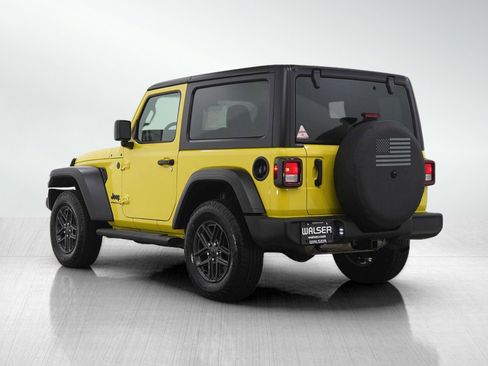 Used 2024 Jeep Wrangler Sport S image 3
