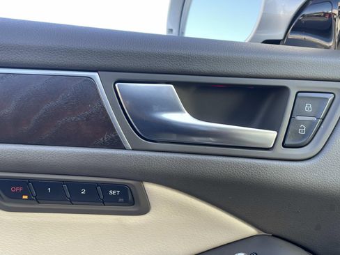 Used 2016 Audi Q5 2.0T Premium Plus w/ Technology Package image 18