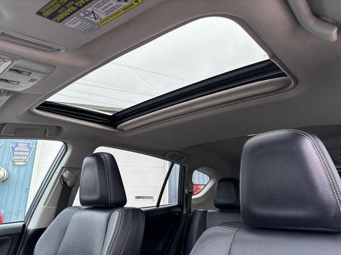 Used 2013 Toyota RAV4 Limited image 30