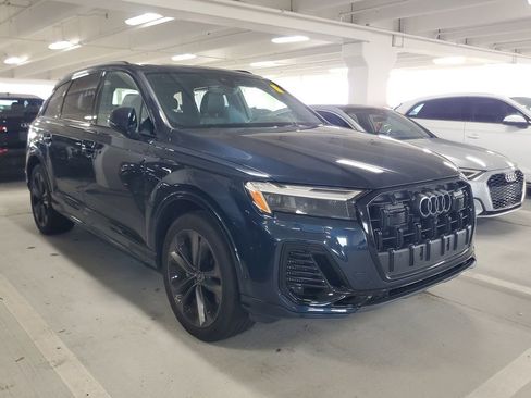 Used 2025 Audi Q7 3.0T Premium Plus AWD/4WD image 2