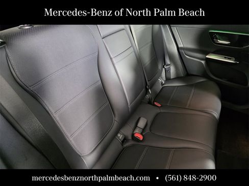 Certified 2025 Mercedes-Benz GLC 300 image 28