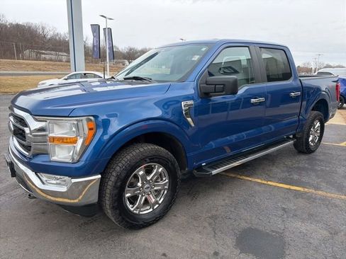 Used 2023 Ford F150 XLT w/ XTR Package image 3