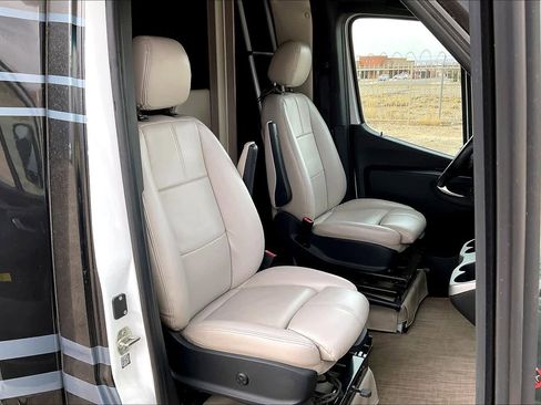 Used 2020 Mercedes-Benz Sprinter 3500 image 17