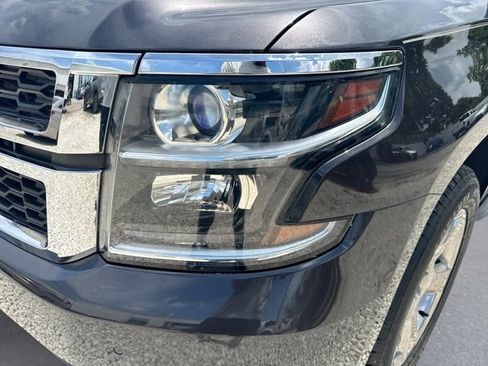 Used 2017 Chevrolet Tahoe LT w/ Luxury Package RWD image 11