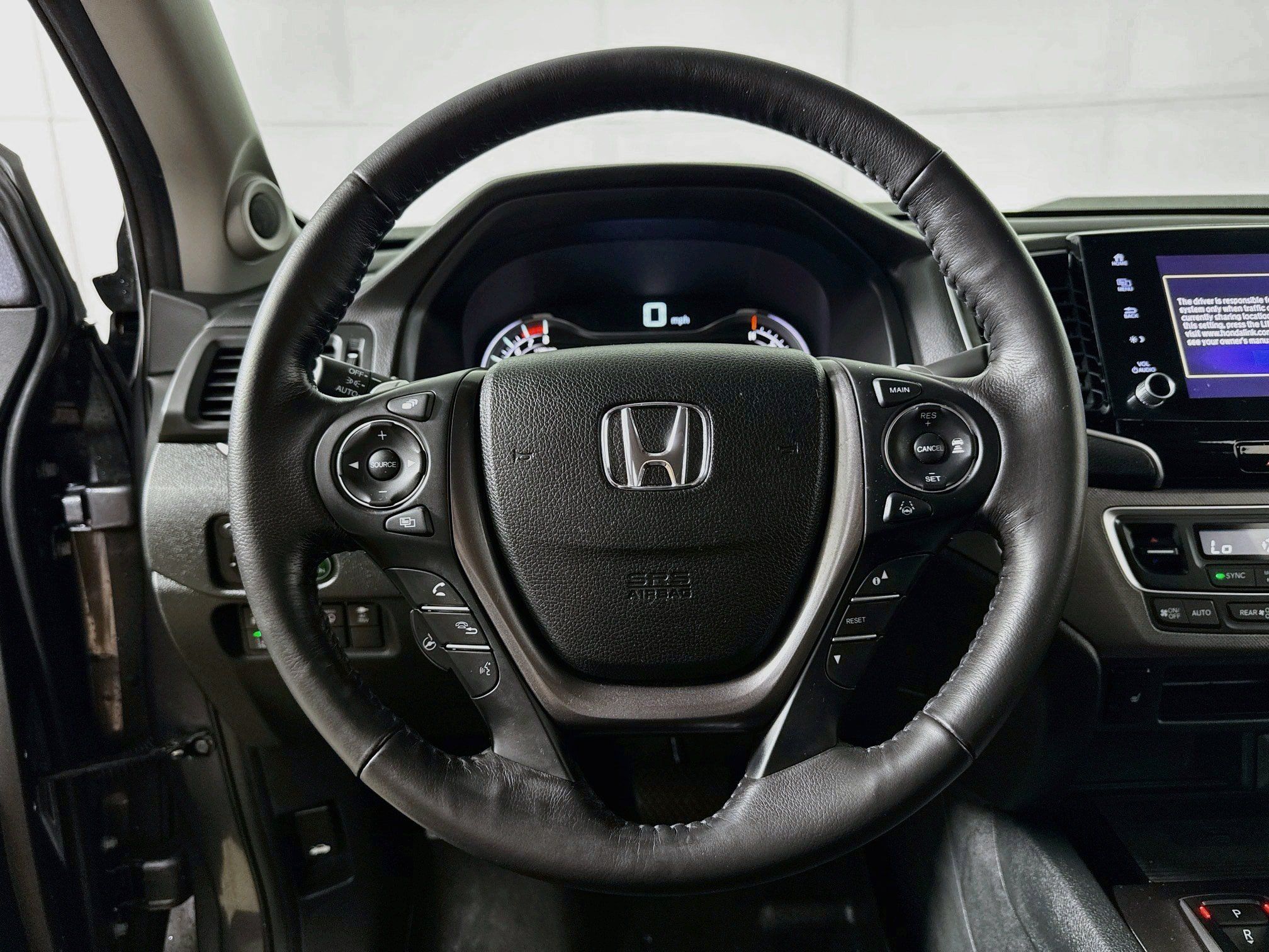 Used 2023 Honda Ridgeline RTL-E image 16