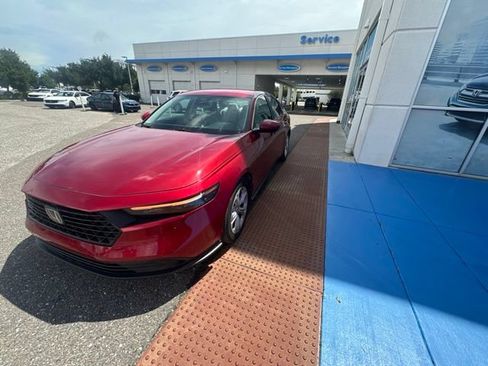 Used 2025 Honda Accord LX image 4
