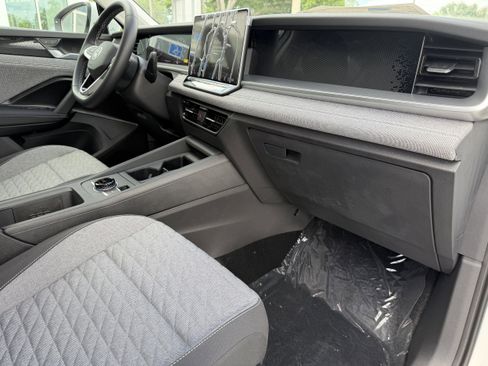 New 2026 Volkswagen Tiguan S FWD image 11