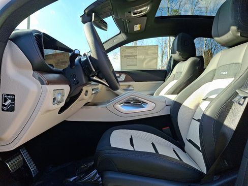 New 2026 Mercedes-Benz GLE 53 AMG 4MATIC Coupe image 9