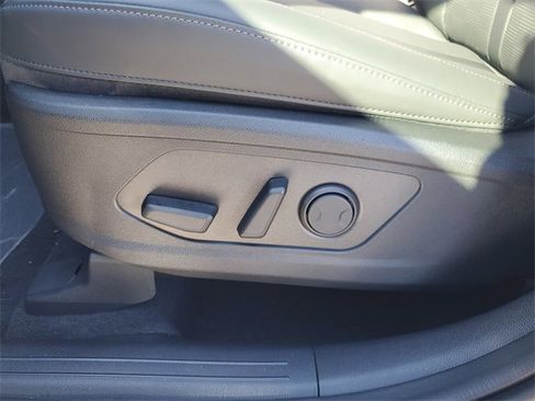 New 2026 Kia Sorento SX image 17