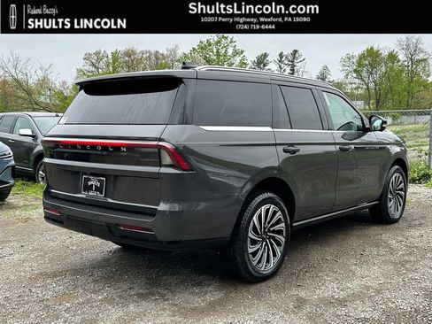 New 2025 Lincoln Navigator Black Label AWD/4WD image 33