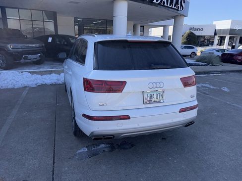 Used 2017 Audi Q7 3.0T Premium Plus w/ Premium Plus Package image 2