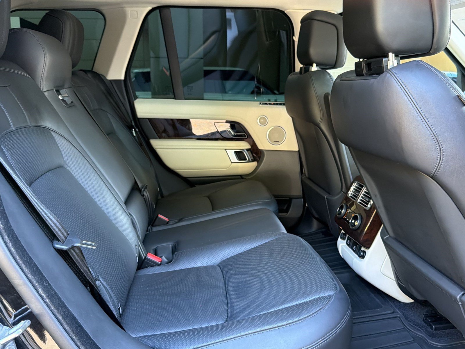 Used 2022 Land Rover Range Rover Westminster Edition AWD/4WD image 31