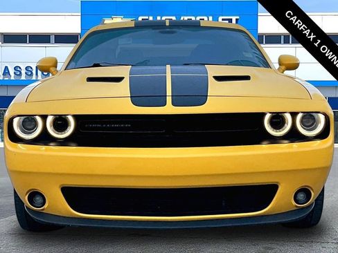 Used 2018 Dodge Challenger SXT w/ Blacktop Package RWD image 17