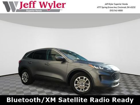 Used 2021 Ford Escape SE w/ Cold Weather Package image 1