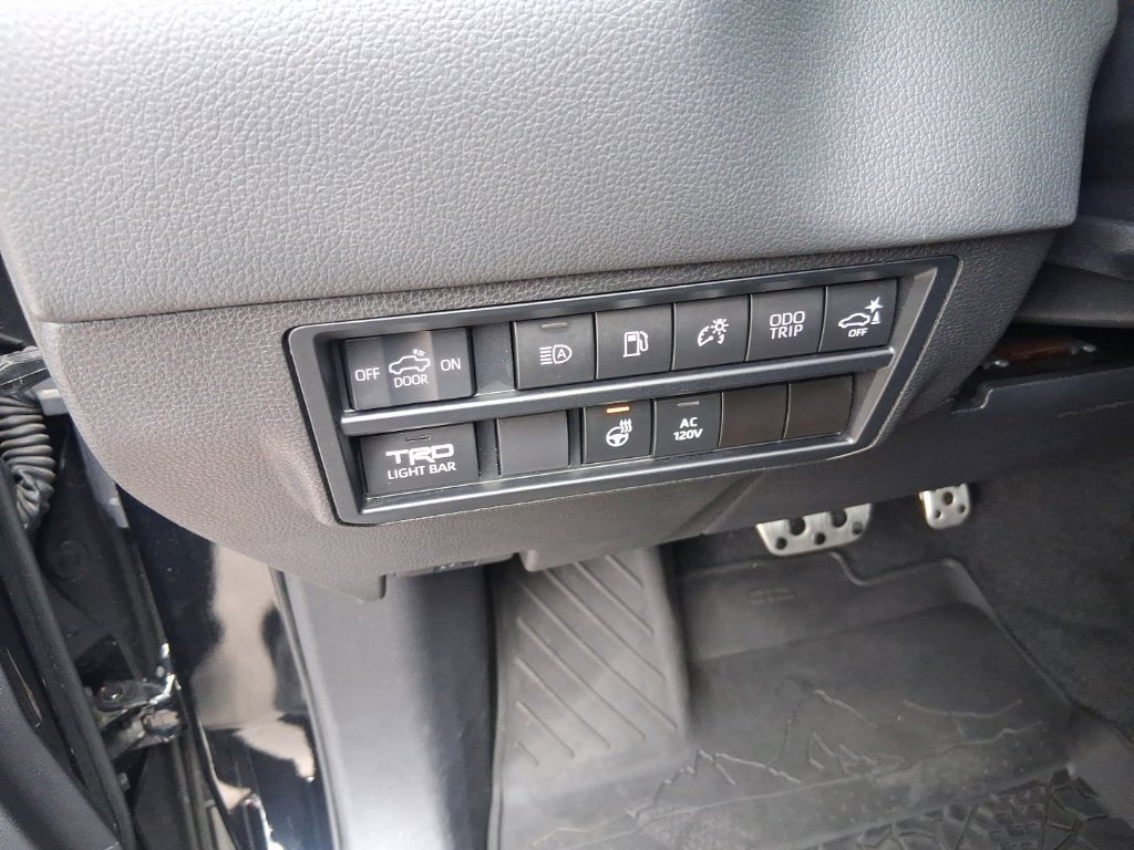 Used 2023 Toyota Tundra TRD Pro AWD/4WD image 9