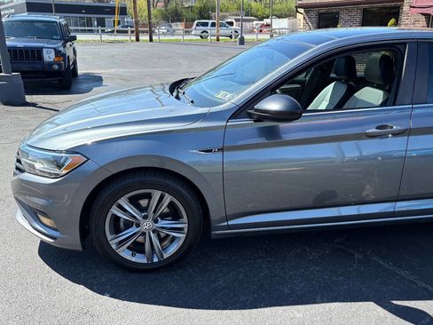 Used 2020 Volkswagen Jetta R-Line image 9