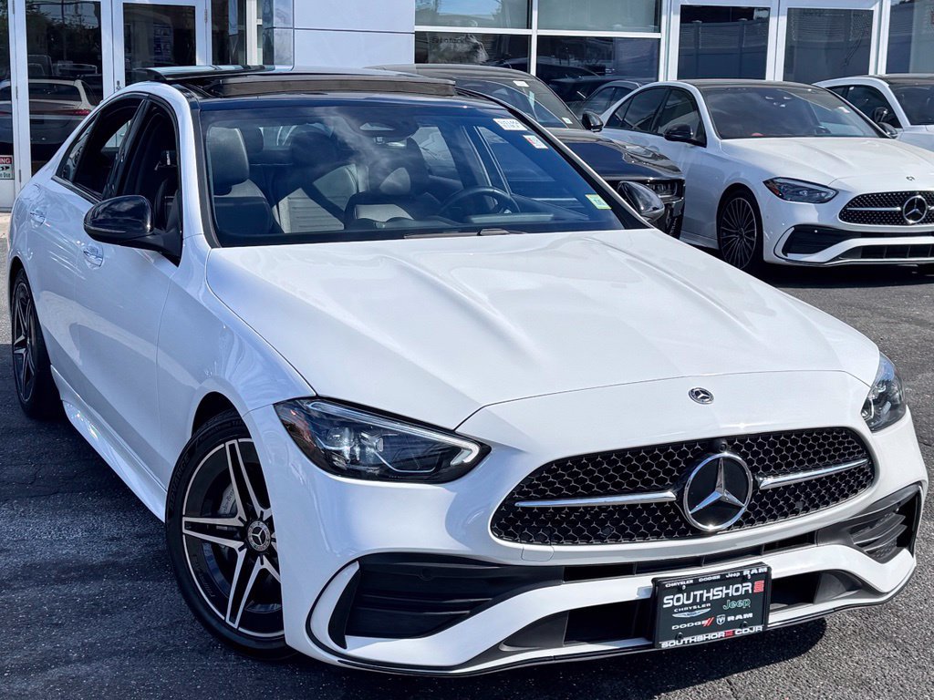 Used 2022 Mercedes-Benz C 300 4MATIC Sedan image 1