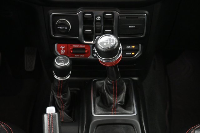 Used 2021 Jeep Wrangler Unlimited Rubicon AWD/4WD image 23