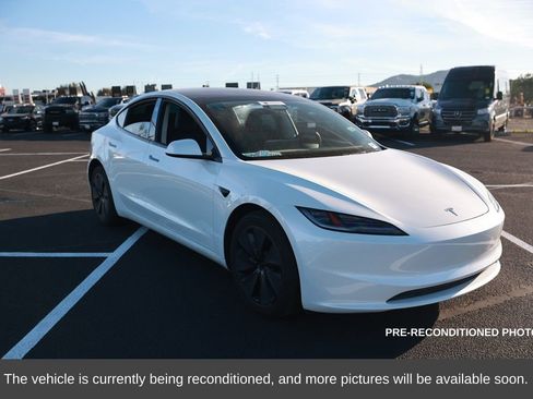 Used 2025 Tesla Model 3 Long Range image 8