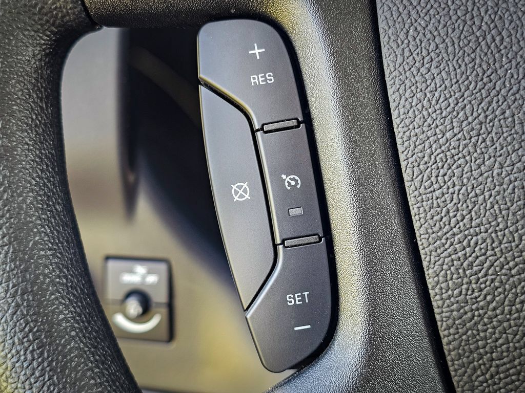 New 2026 GMC Savana 3500 w/ Power Convenience Package RWD image 17